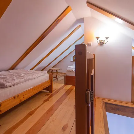 Karpacz4You - Dwa Apartamenty 9,6 - Parking - Polska Zlota Jesien W Gorach 2026 - Krucze Skaly *
